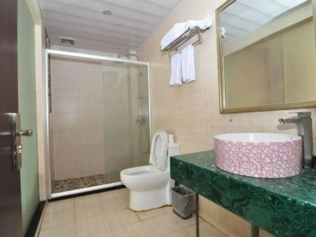 Нинбо: Baoyi Business Hotel