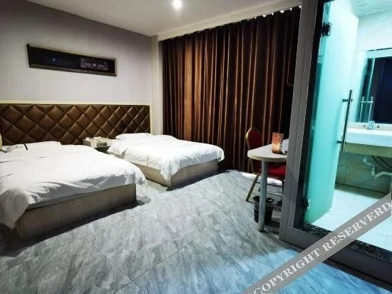 Сянфань: Jinfuding Express Hotel ( Xiangyang Times Tianjie Branch)