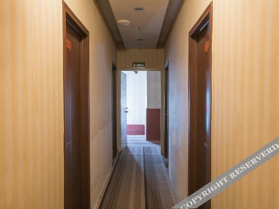 Тяньцзинь: OYO Haoyijia Hotel (Tianjin Tanggu Commercial Center)