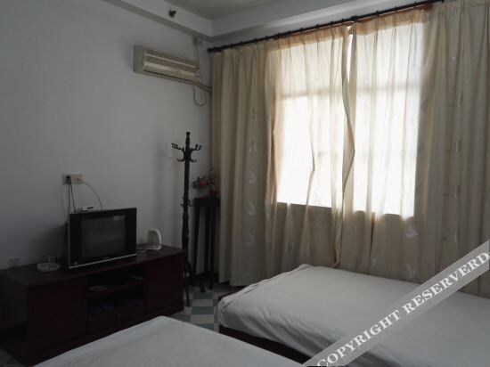 Шанхай: Island House
