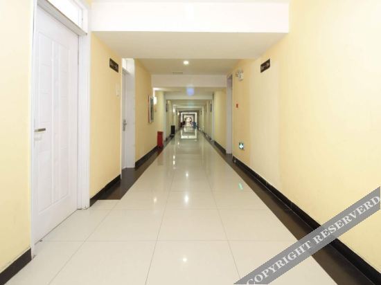 Урумчи: Urumqi Beiyuanchun Express Hotel (Kexi Road Branch)