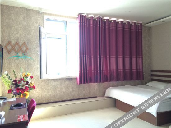 Цицикар: Fuyu Bailong Home Express Hotel