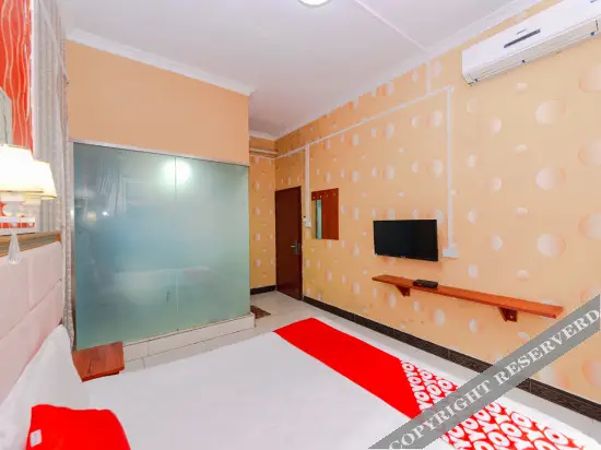 Наньтун: Baolong Hostel