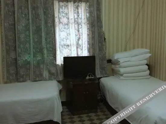 Мяньян: Zhanqian Hostel