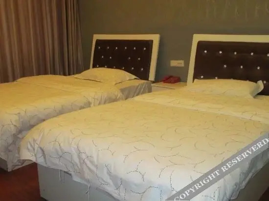 Юнъян: Hongrui Hotel