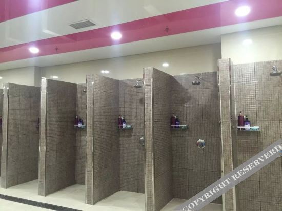 Таншань: Xiqian Yujing Holiday Hotel