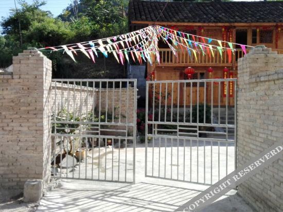 Шибинг: Shi Bingxiuzhen Hotel