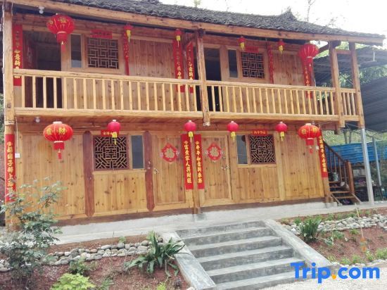 Шибинг: Shi Bingxiuzhen Hotel