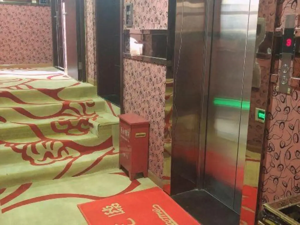 Нинбо: Laiding Express Hotel