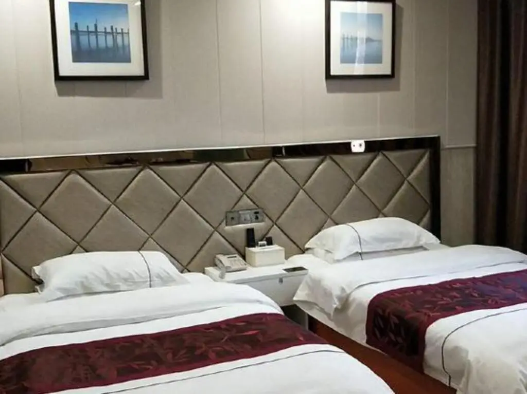 Цзюцзян: Duchang Duyou Business Hotel