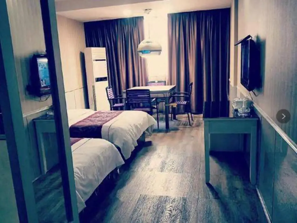 Цзюцзян: Duchang Duyou Business Hotel