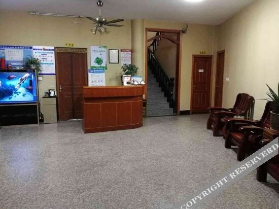 Нинбо: Qingjie Hostel