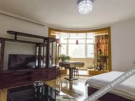 Чаоян: Jiayin Wenjia Holiday Hotel