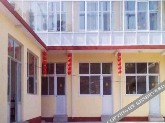 Баодин: 涞源银磊农家院