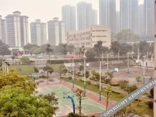 Фошань: Foshan Yi Hotel (Ginza Plaza)