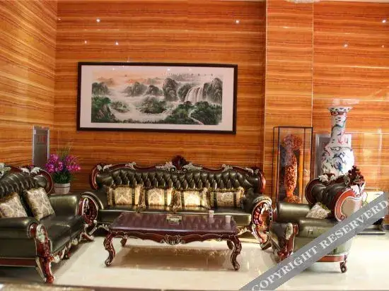 Лиаоченг: Liaocheng Dadong Business Hotel