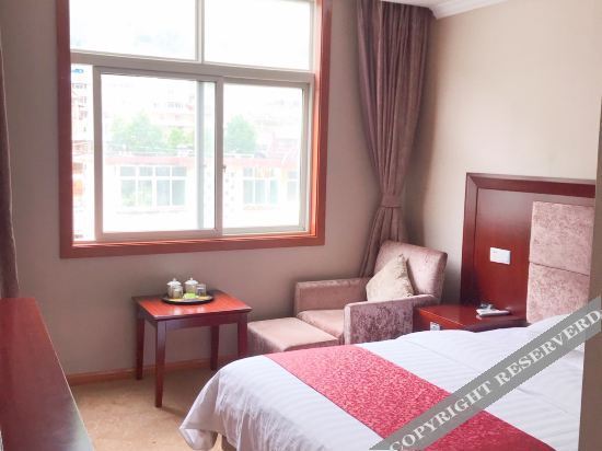Баркам: Kangyuan Business Hotel