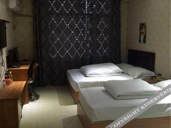 Синьхуа: Tongjiang Wanxin Business Hotel