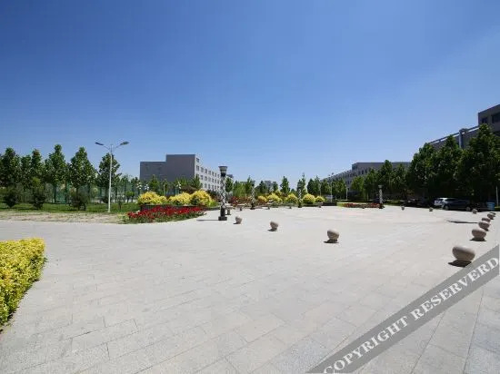 Баодин: Rongcheng Maofeng Holiday Hotel