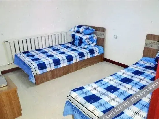 Аршан: Aershan Happy Hotel
