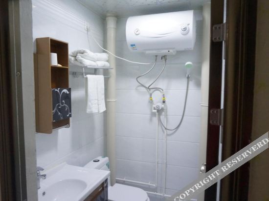 Чжэнчжоу: Xinzheng Aegean Express Hotel (Xias College)