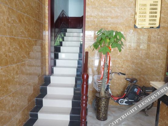 Чжэнчжоу: Xinzheng Aegean Express Hotel (Xias College)