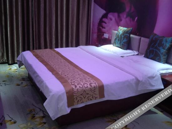 Чжэнчжоу: Xinzheng Aegean Express Hotel (Xias College)