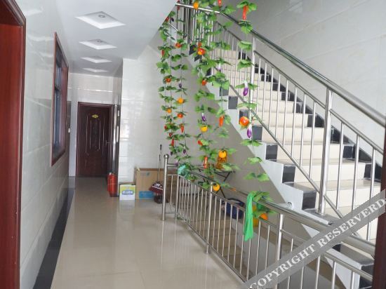Чжэнчжоу: Xinzheng Aegean Express Hotel (Xias College)