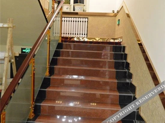 Мишань: Hongfeng Hotel