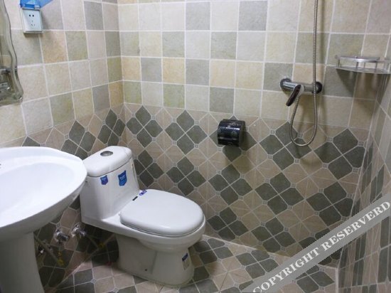 Циндао: May 4th Plaza May 4th Youth Hostel(Qingdao Seaview Store)