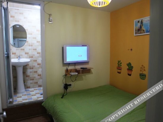 Циндао: May 4th Plaza May 4th Youth Hostel(Qingdao Seaview Store)