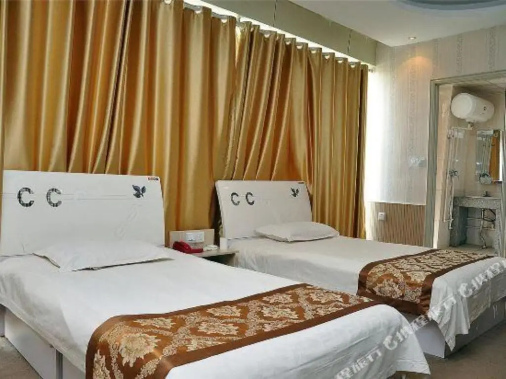 Линьи: Sunshine 100 Hotel (Feixian Head Office)