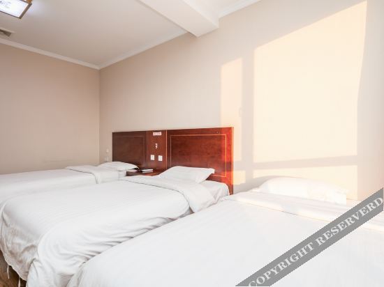 Тяньцзинь: Home Inn Paibai Yun Hotel (Tianjin Beichen Zhongguancun Industrial Park)