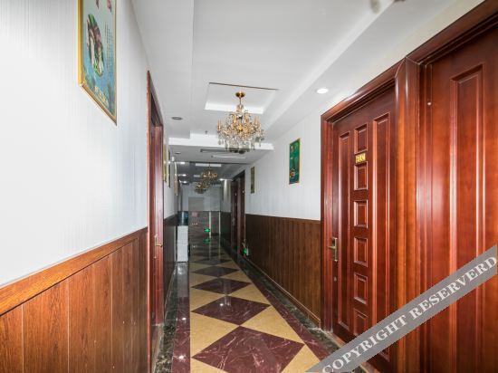 Тяньцзинь: Home Inn Paibai Yun Hotel (Tianjin Beichen Zhongguancun Industrial Park)