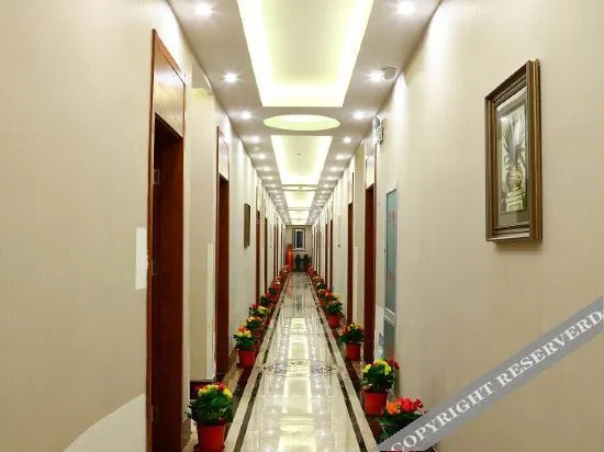 Тяньцзинь: 恰恰主题快捷宾馆（天津津塘公路店）