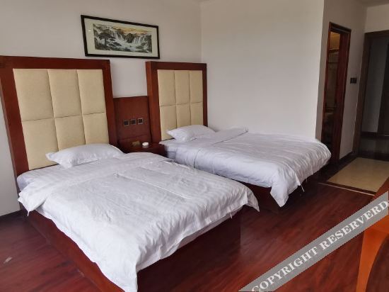 Баодин: Yue Yue Hotel
