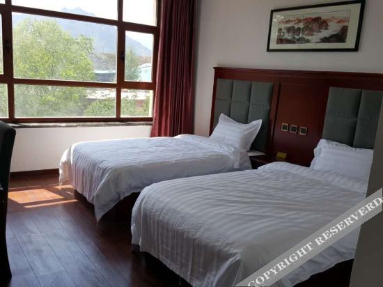 Баодин: Yue Yue Hotel