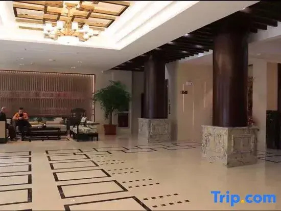 Чжэньцзян: Mengzhiyuan Business Leisure Hotel