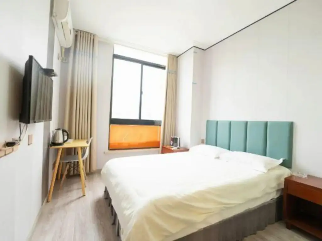 Шанхай: Shanghai Yijia Express Hotel
