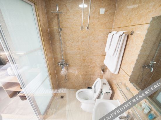 Иньчуань: Lingwu Hedong Airport Lantian Hotel