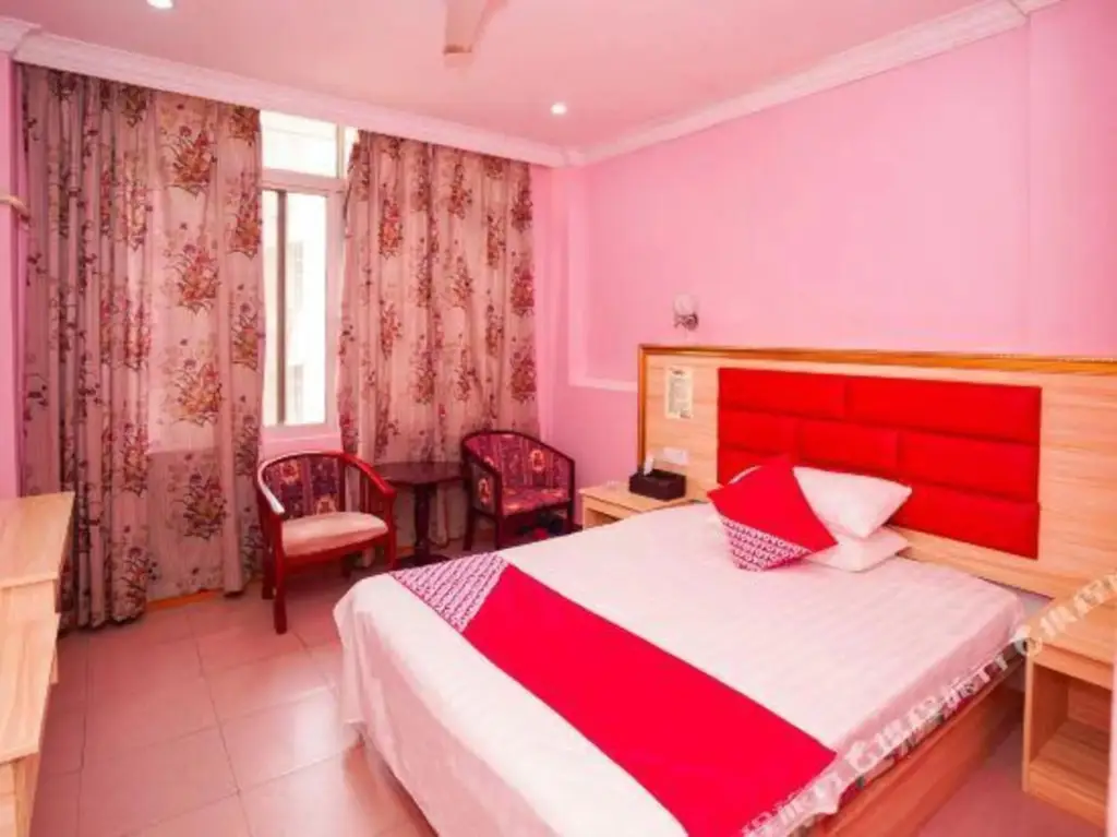 Юньфу: Yinxing Hotel