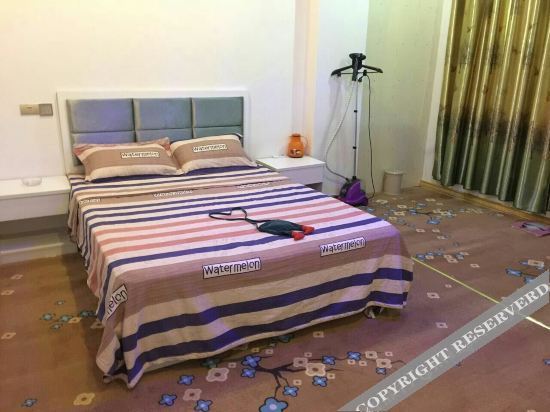Фошань: Holiday Apartment (Foshan Lvdao Lake Metro Station)