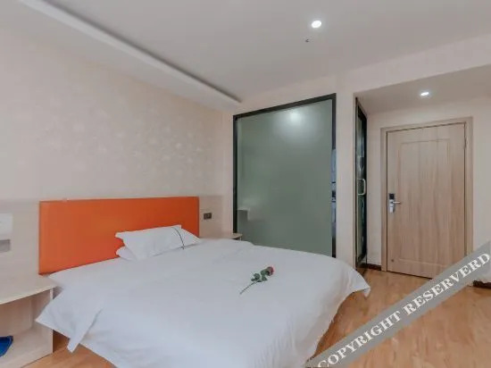 Чунцин: Chongqing Mercure Business Hotel