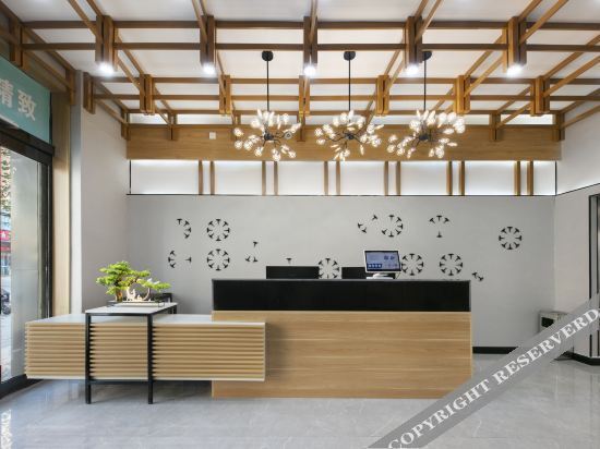 Чжоукоу: Moshe · Zhijia Hotel (Zhoukou Longhu Hotel)