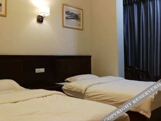 Синьюй: Xinyu Yijun Hotel