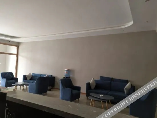Пекин: Beijing happy world business hotel