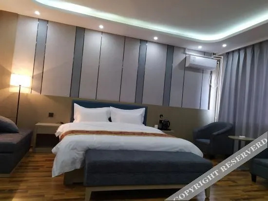 Пекин: Beijing happy world business hotel