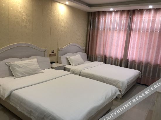 Тайчжоу: Taixing Jingya Hotel