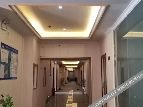 Гуджиао Лаоджие: Longli Zhongjia Hotel