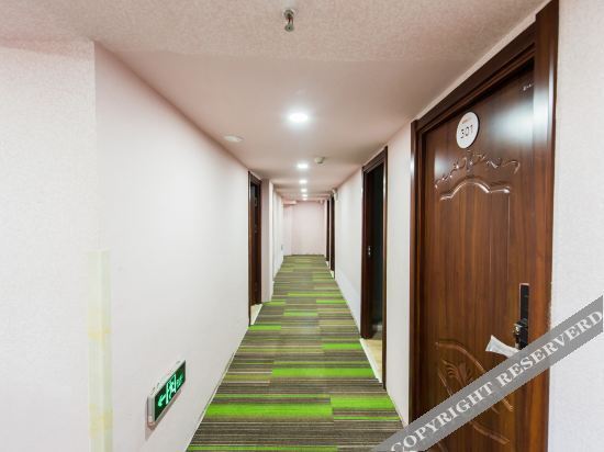 Чанчунь: Changchun Longxiang Fashion Hotel